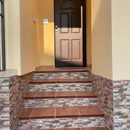 Yellow House Apartment